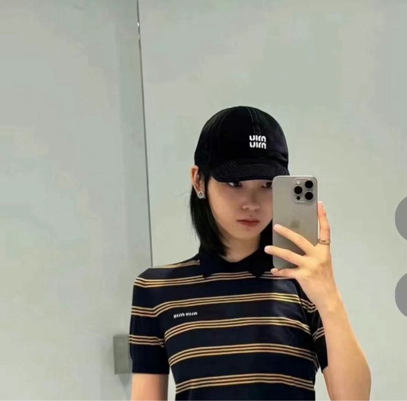 Miu Miu (5HC369) 黑色 棒球帽#S M L 好價💰-1