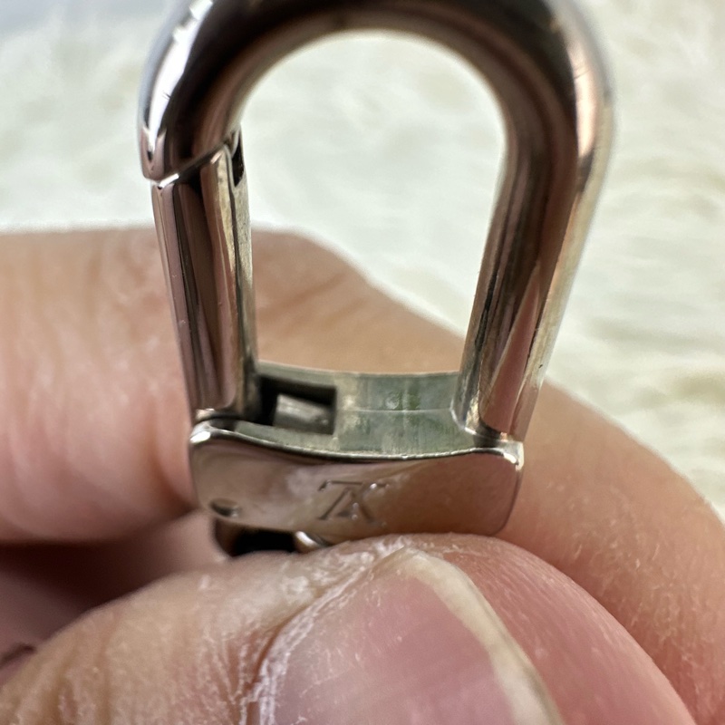 LV Petit Sac Plat 水波紋粉色琴譜包-17