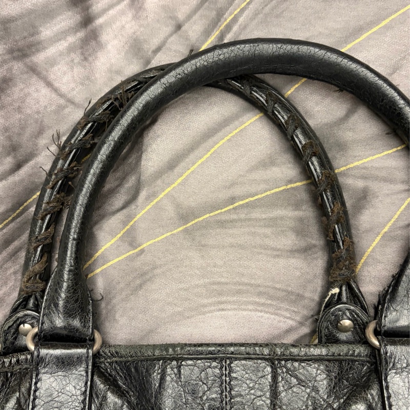 {年前限時清衣櫥啦！｝Balenciaga 巴黎世家 經典包 中古品-4
