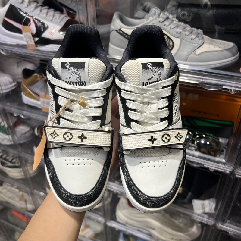 Lv trainer 黑白魔術貼Eu36.5-7