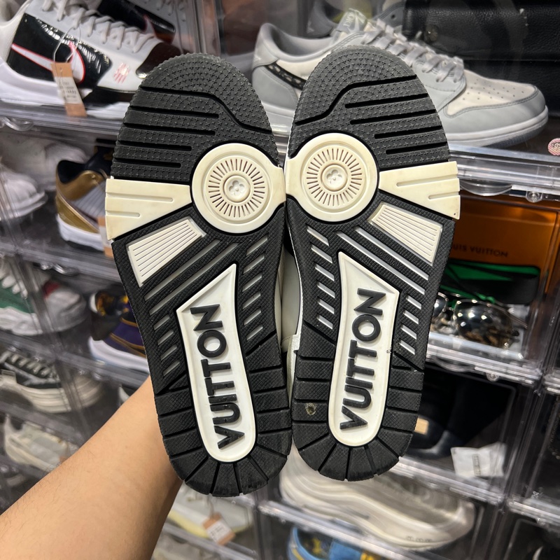 Lv trainer 黑白魔術貼Eu36.5-10