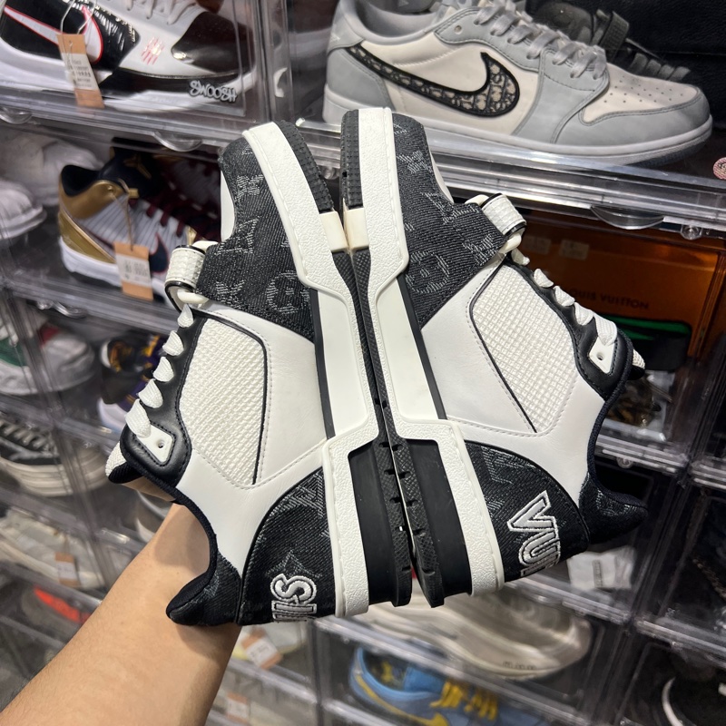 Lv trainer 黑白魔術貼Eu36.5-12