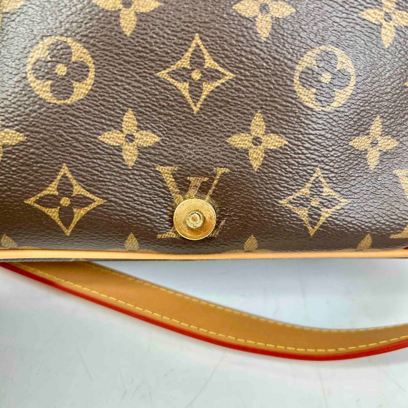 LV 路易威登經典老花法棍  芯片款，顯氣質實用又耐看，火爆王，兩條肩帶隨意切換-24