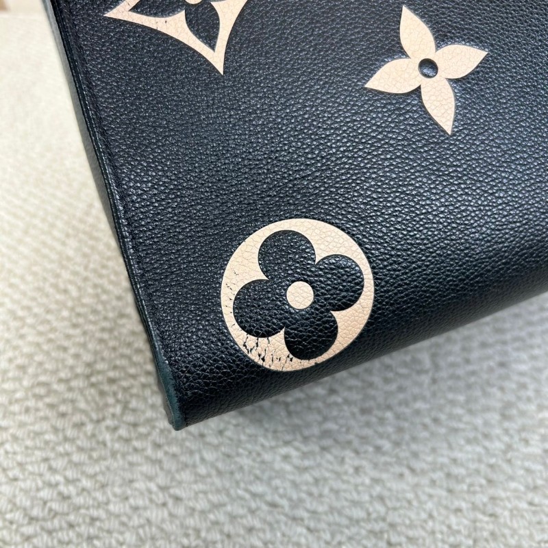 LV路易威登 Onthego 黑白老花托特包 經典老花壓紋 黑色配色 牛皮材質 金色五金 手提斜挎兩用 容量大 日常通勤、逛街都很實用 百搭不挑人-13