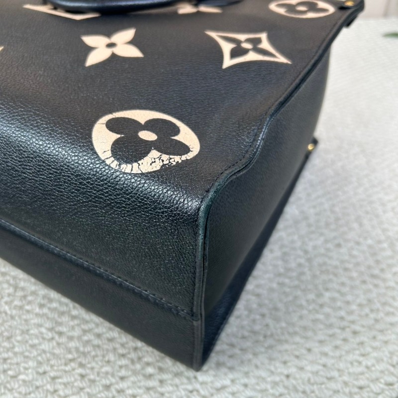 LV路易威登 Onthego 黑白老花托特包 經典老花壓紋 黑色配色 牛皮材質 金色五金 手提斜挎兩用 容量大 日常通勤、逛街都很實用 百搭不挑人-17