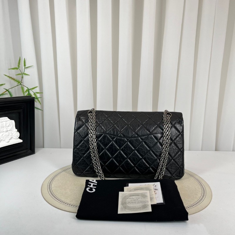 CHANEL香奈兒 12開 2.55大號 黑銀菱格油蠟牛皮雙蓋包 紅色內裡 容量大 經典款耐造百搭-1