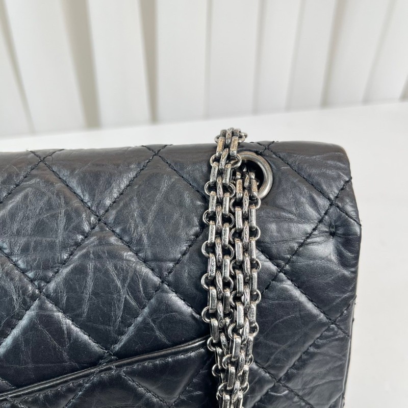 CHANEL香奈兒 12開 2.55大號 黑銀菱格油蠟牛皮雙蓋包 紅色內裡 容量大 經典款耐造百搭-15