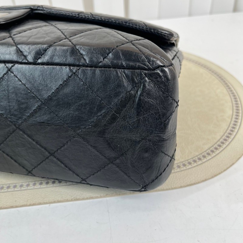 CHANEL香奈兒 12開 2.55大號 黑銀菱格油蠟牛皮雙蓋包 紅色內裡 容量大 經典款耐造百搭-18