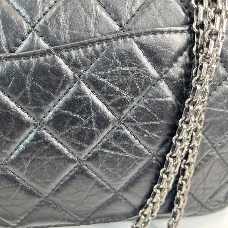 CHANEL香奈兒 12開 2.55大號 黑銀菱格油蠟牛皮雙蓋包 紅色內裡 容量大 經典款耐造百搭-25