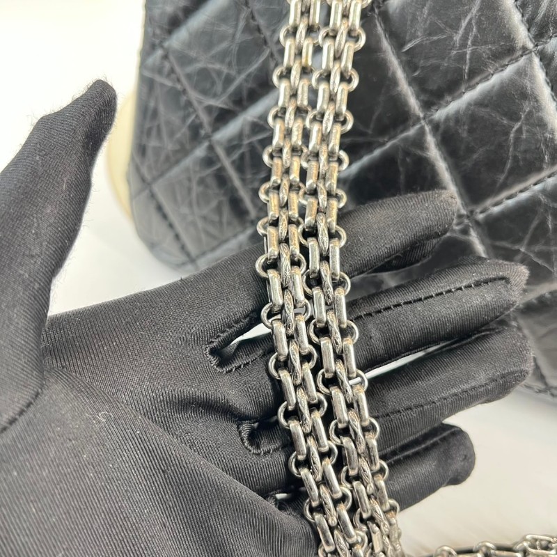 CHANEL香奈兒 12開 2.55大號 黑銀菱格油蠟牛皮雙蓋包 紅色內裡 容量大 經典款耐造百搭-26