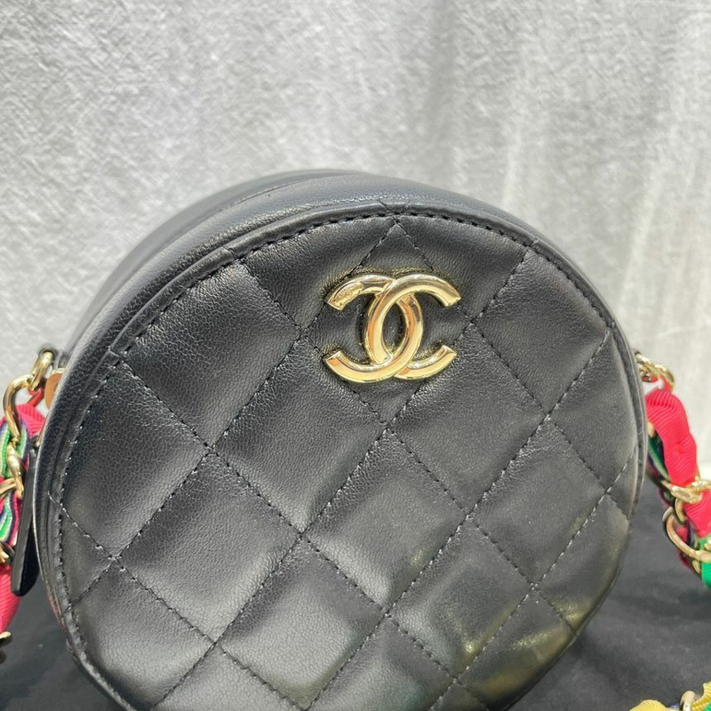 【包稅】CHANEL 圓形迷你鏈條鈴鼓包斜背包 30-2