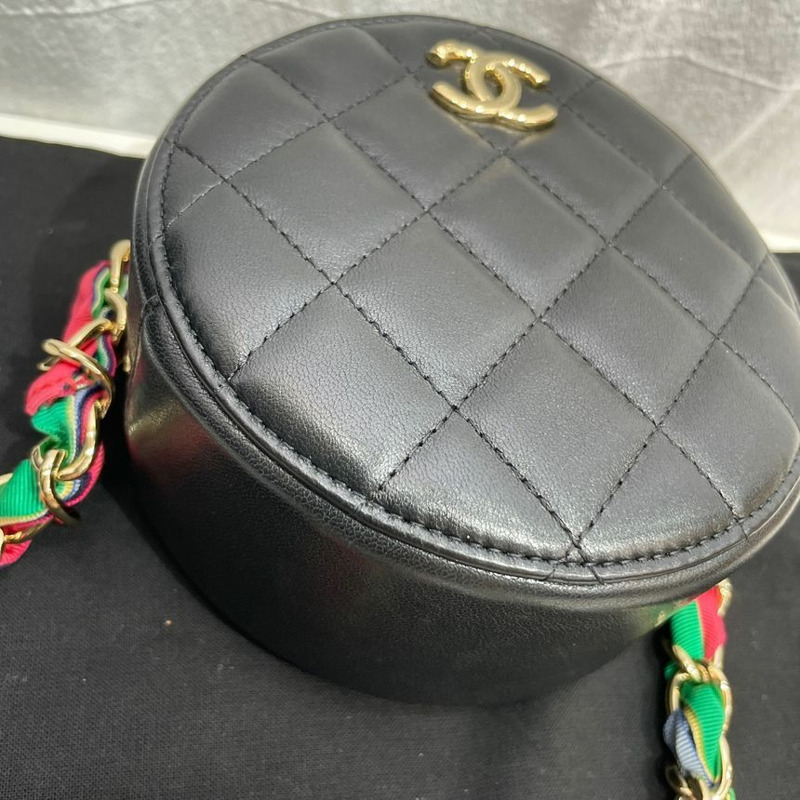 【包稅】CHANEL 圓形迷你鏈條鈴鼓包斜背包 30-5
