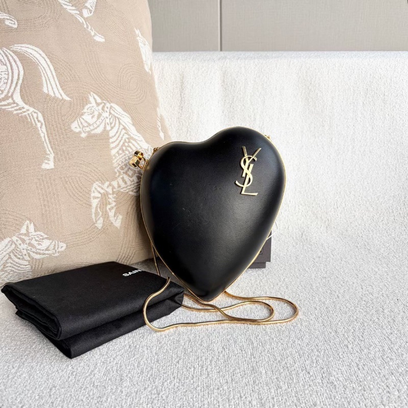 YSL 黑色愛心鏈條包 黑色 金扣15*20*6 98新配件塵袋-1