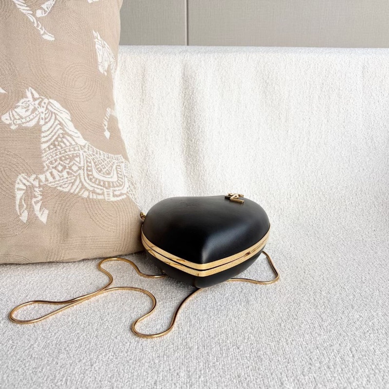 YSL 黑色愛心鏈條包 黑色 金扣15*20*6 98新配件塵袋-4