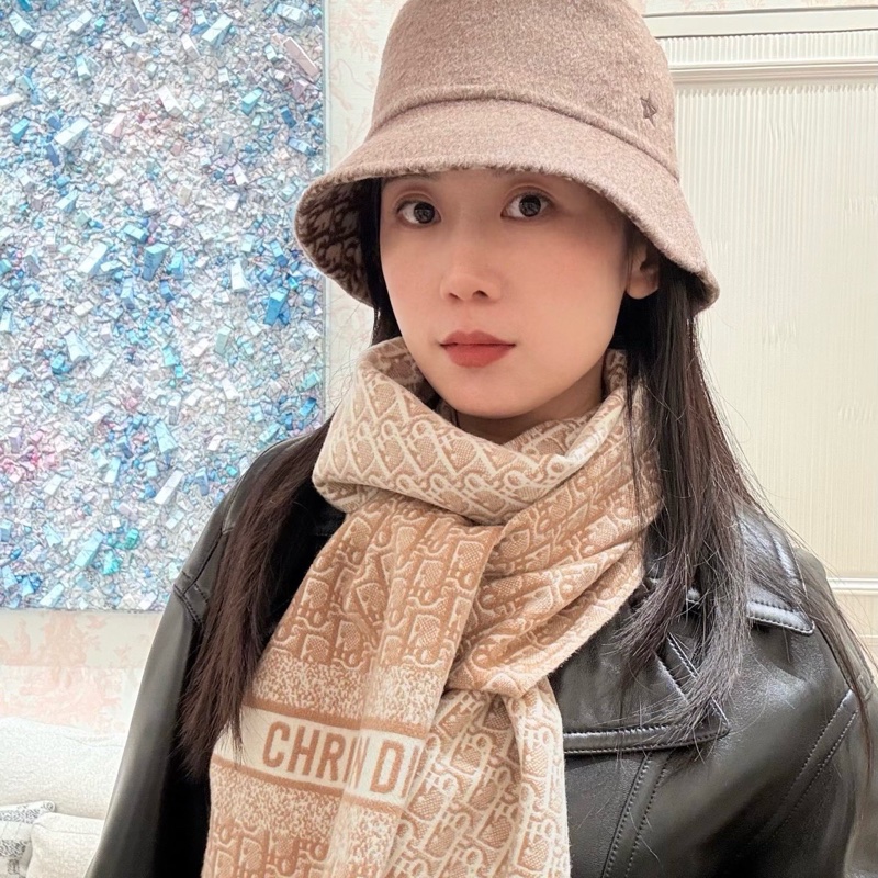 港現🇭🇰Dior黑色老花羊绒围巾-2