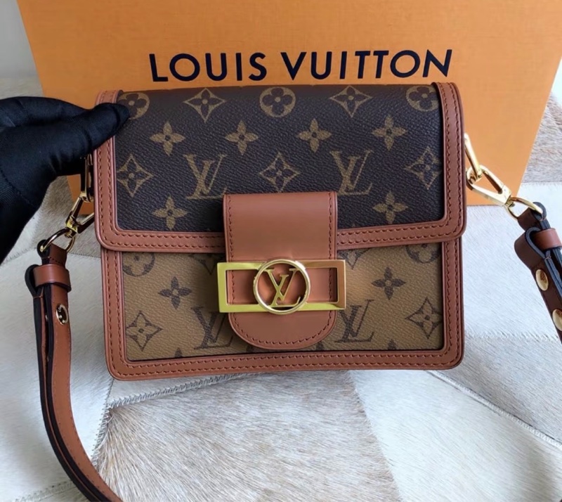 「JL精品代購」98新 LV 達芙妮 肩背包-0