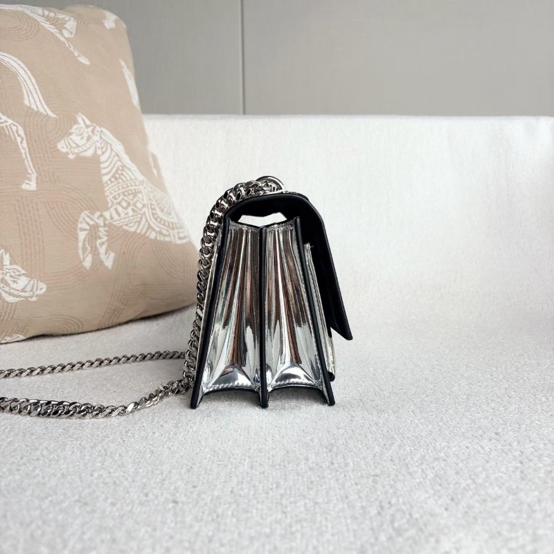 YSL Sunset銀色鏡面日落包小號18*13*8 98新配件塵袋-4