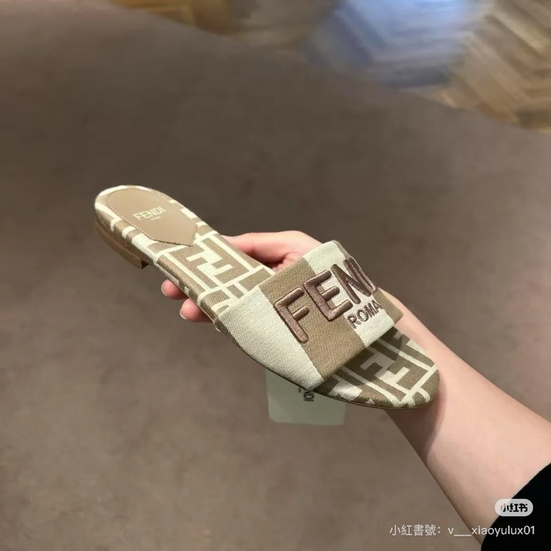 ⤵️港現🇭🇰 Fendi 牛仔平底拖鞋 37 37.5-2