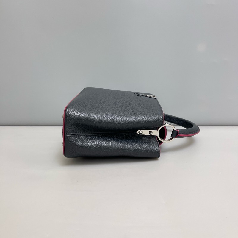 LV路易威登Capucines bb深藍色全皮包-2