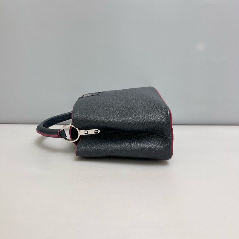 LV路易威登Capucines bb深藍色全皮包-3