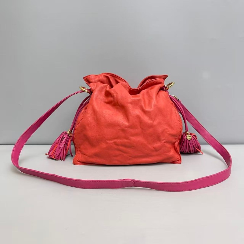 Loewe羅意威 全皮流蘇福袋包-1