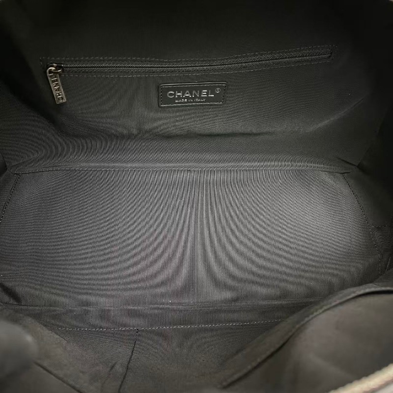 Chanel 黑銀牛皮荔枝紋保齡球包-7