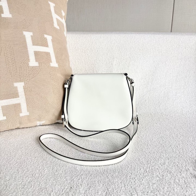 Prada Cleo白色腋下包奶油白 銀扣 亮面牛皮18*16*2 98新配件塵袋-5