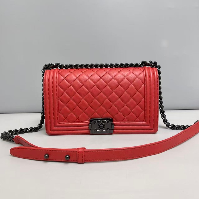 Chanel leboy中號紅色菱格牛皮-0