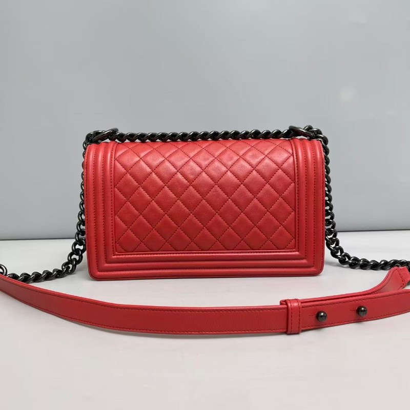 Chanel leboy中號紅色菱格牛皮-1