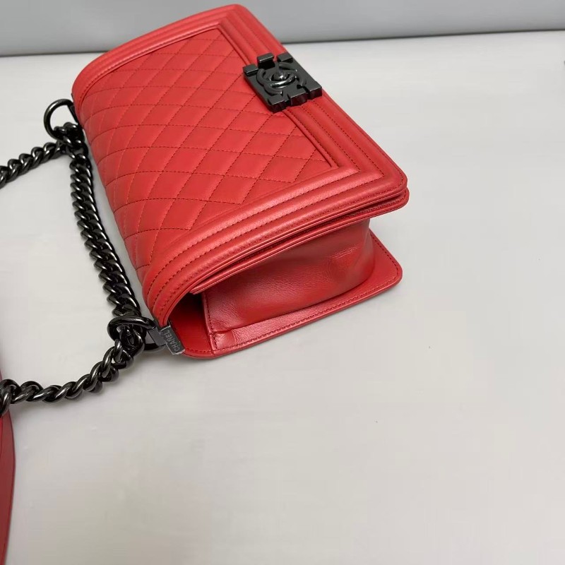 Chanel leboy中號紅色菱格牛皮-2