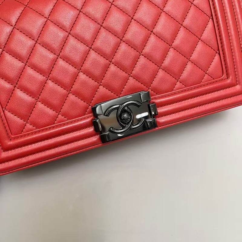 Chanel leboy中號紅色菱格牛皮-5