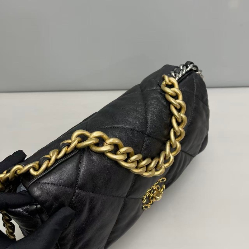 Chanel 19Bag中號黑金全皮菱格紋斜背包-8