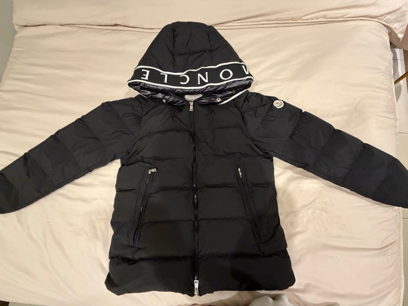 moncler 蒙田Cardere連帽短身羽絨外套 黑-2