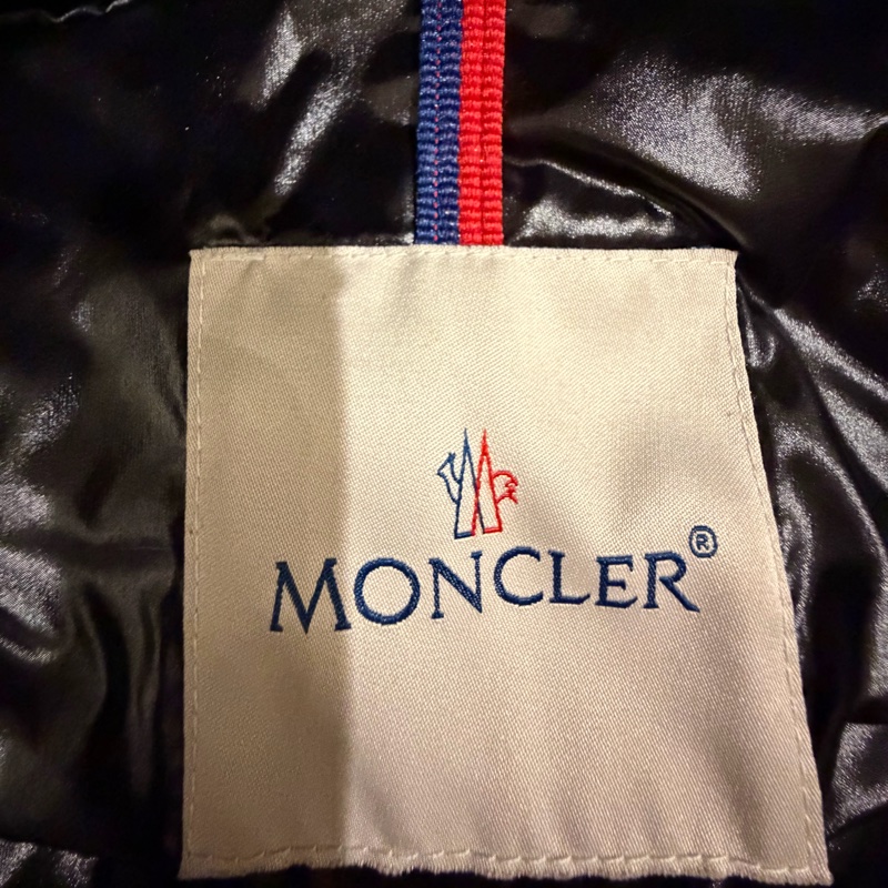 moncler 蒙田Cardere連帽短身羽絨外套 黑-7