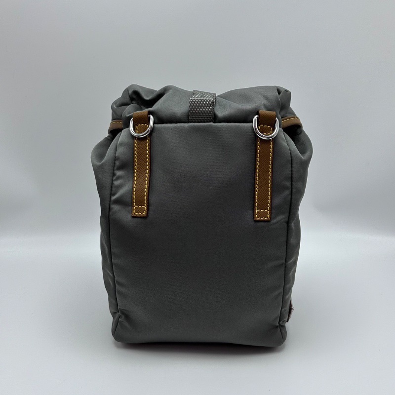 PRADA 降落傘防水尼龍布斜背腰包16*21*7 98新配件塵袋-5