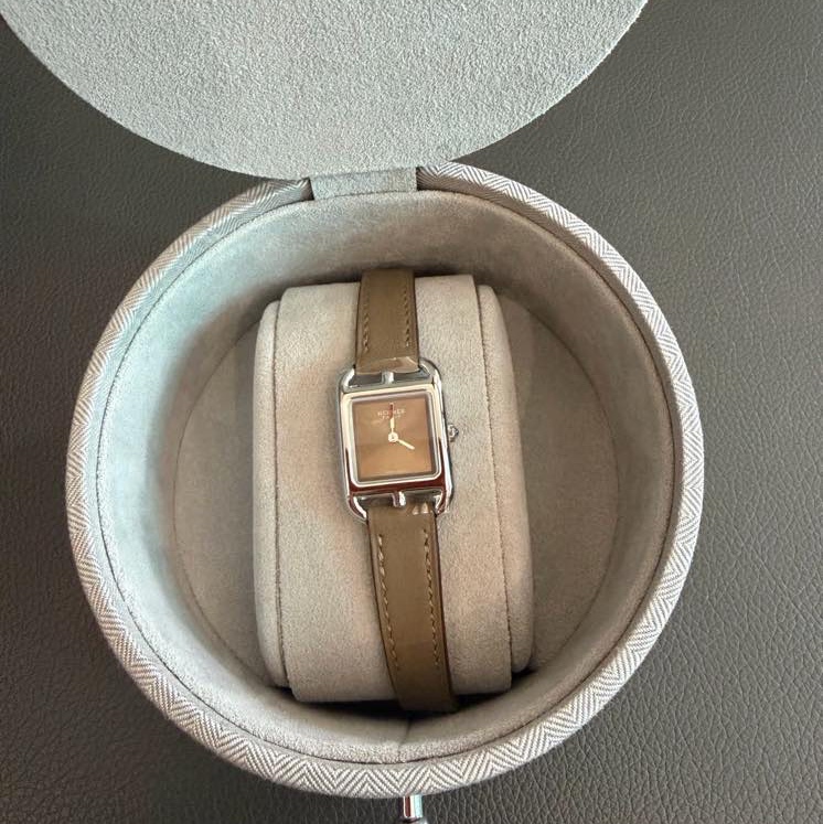 Hermes Cape Cod 腕錶 大象灰 Swift 皮 原價$27700-0