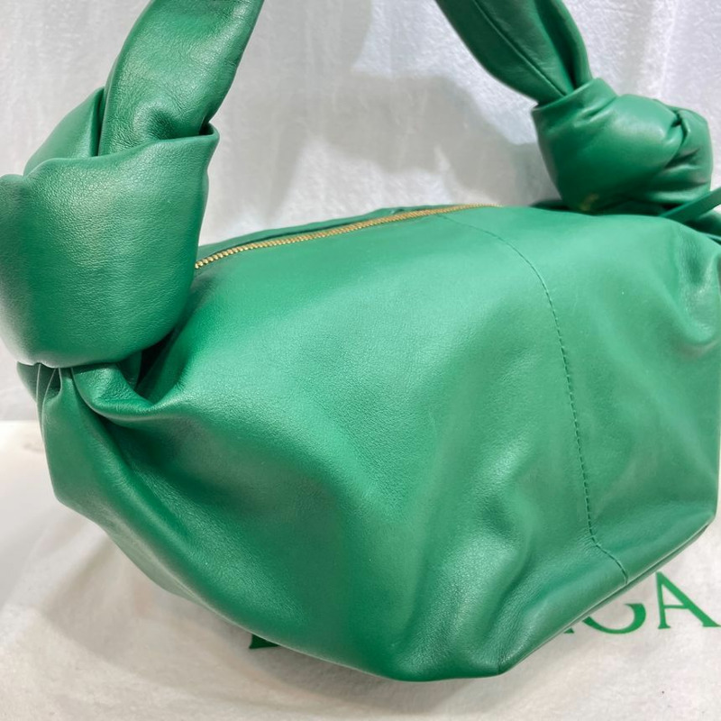 【包稅】BALENCIAGA Bottega Veneta 629635 杏仁色迷你肩背包-2