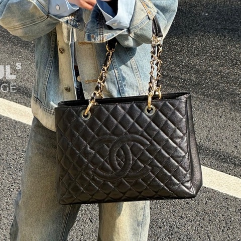 🉑肩背 #荔枝皮 #超甜價💰 香奈兒gst黑金托特包 中號