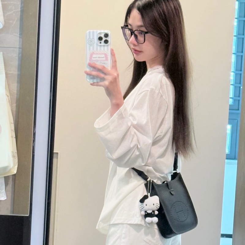 HERMÈS Mini Evelyne黑銀K刻                                                【低調卻藏不住的高級感🖤】-9