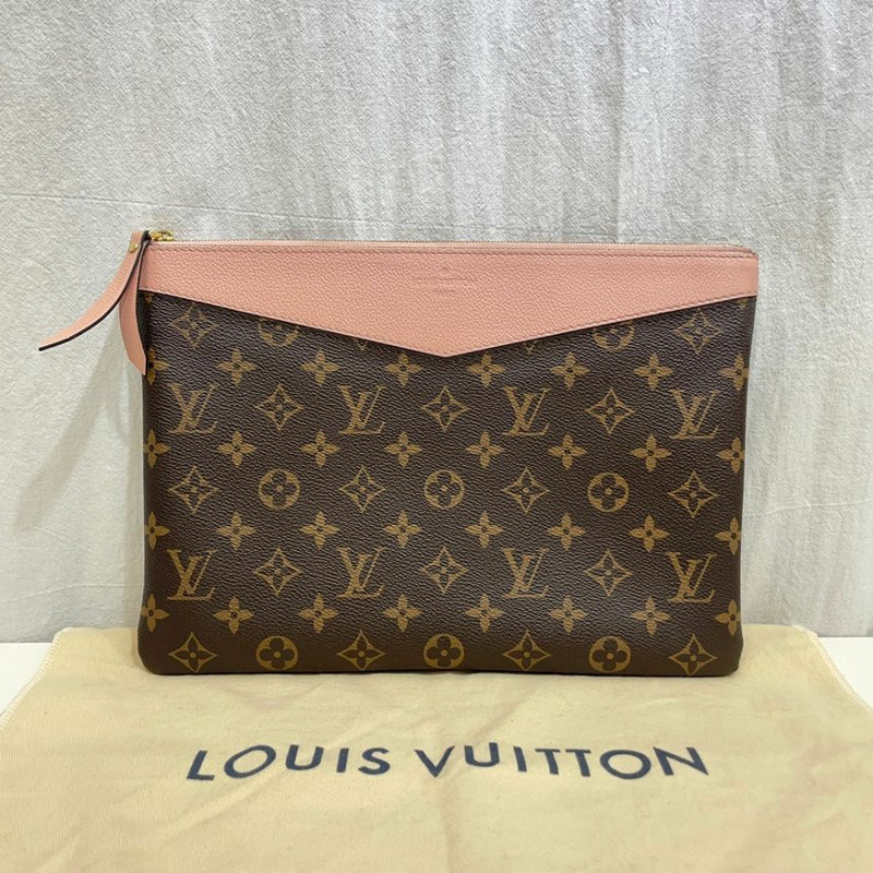【包稅】LOUIS VUITTON Monogram Daily 手拿包-0