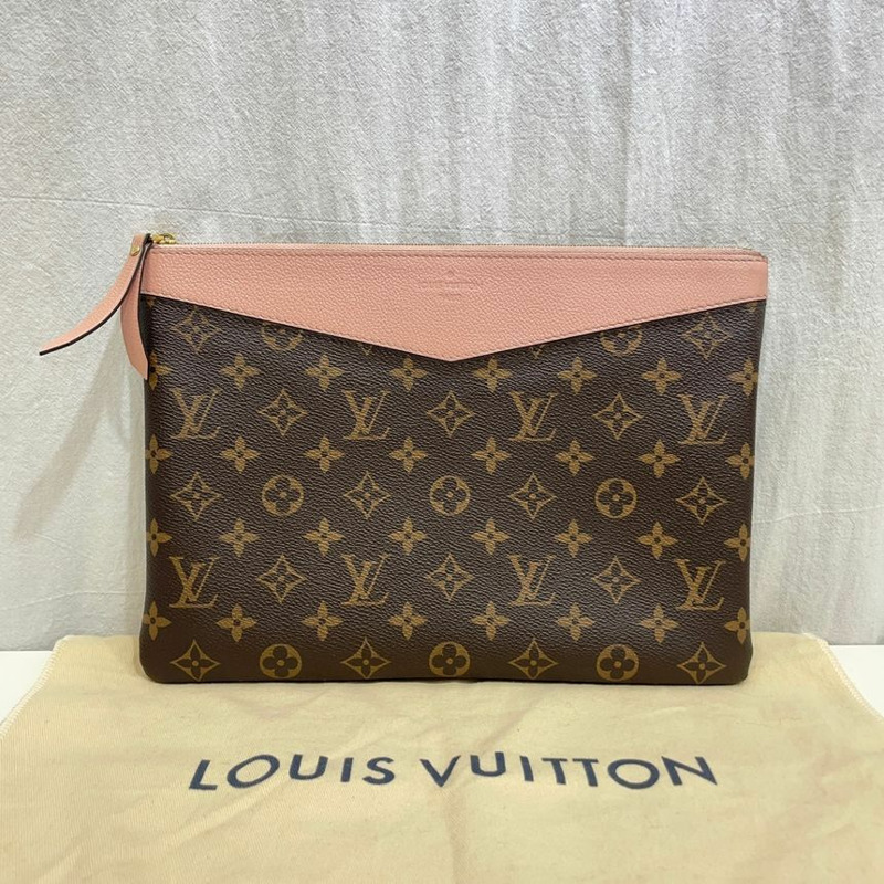 【包稅】LOUIS VUITTON Monogram Daily 手拿包-1