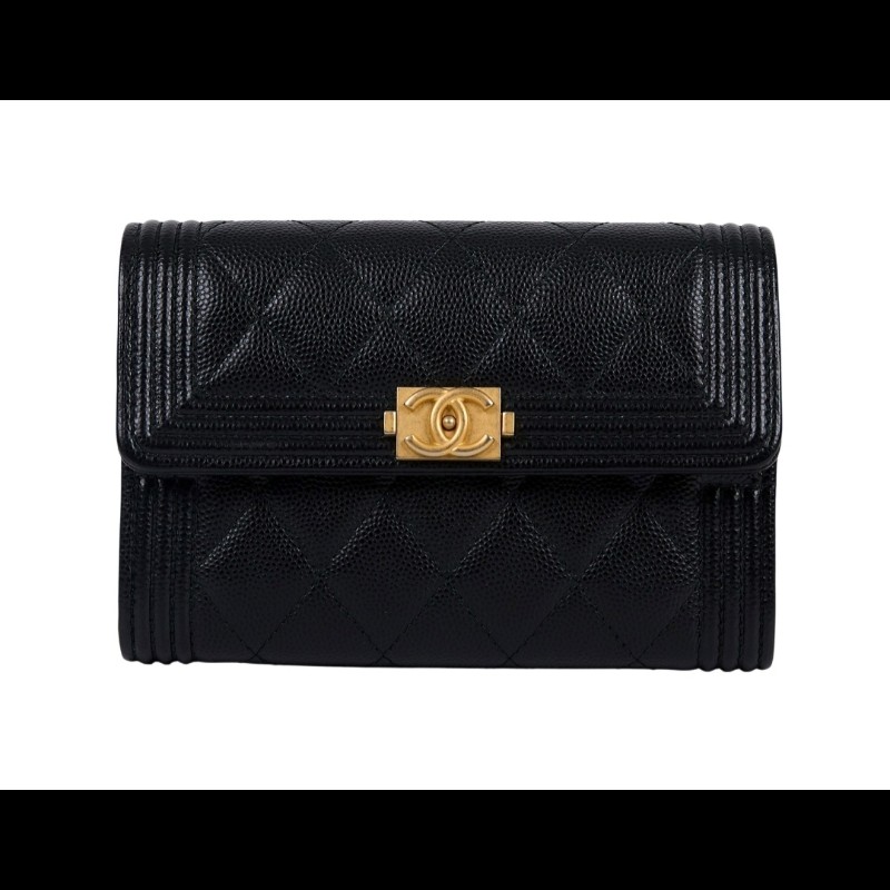 Chanel 荔枝紋黑金Boy款中夾-0