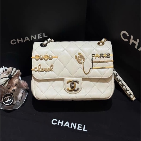 【97新 ✨ 全網最低價！】Chanel 22c限量款 白色徽章cf 大mini 鴛鴦扣 芯片款