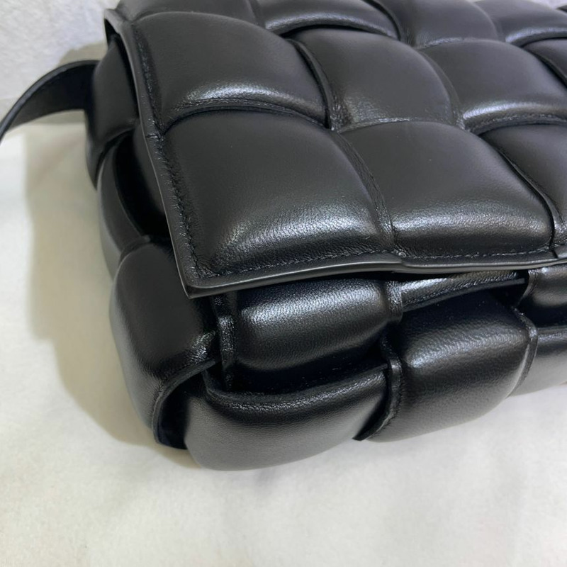 【包稅】BOTTEGA VENETA 帶襯墊的磁帶袋-6