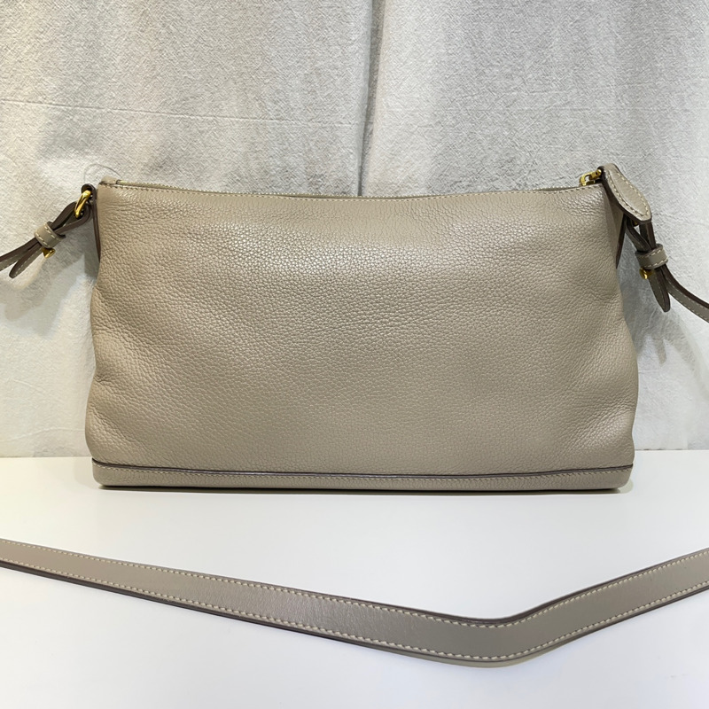 【包稅】PRADA Vitello Daino 斜背包 1BH050-7