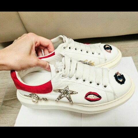 Alexander McQueen 限量精緻刺繡工藝厚底白鞋 💖