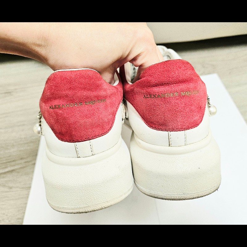 Alexander McQueen 限量精緻刺繡工藝厚底白鞋 💖-1