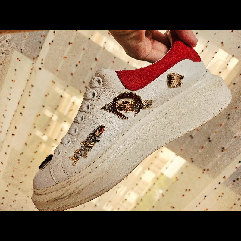 Alexander McQueen 限量精緻刺繡工藝厚底白鞋 💖-18