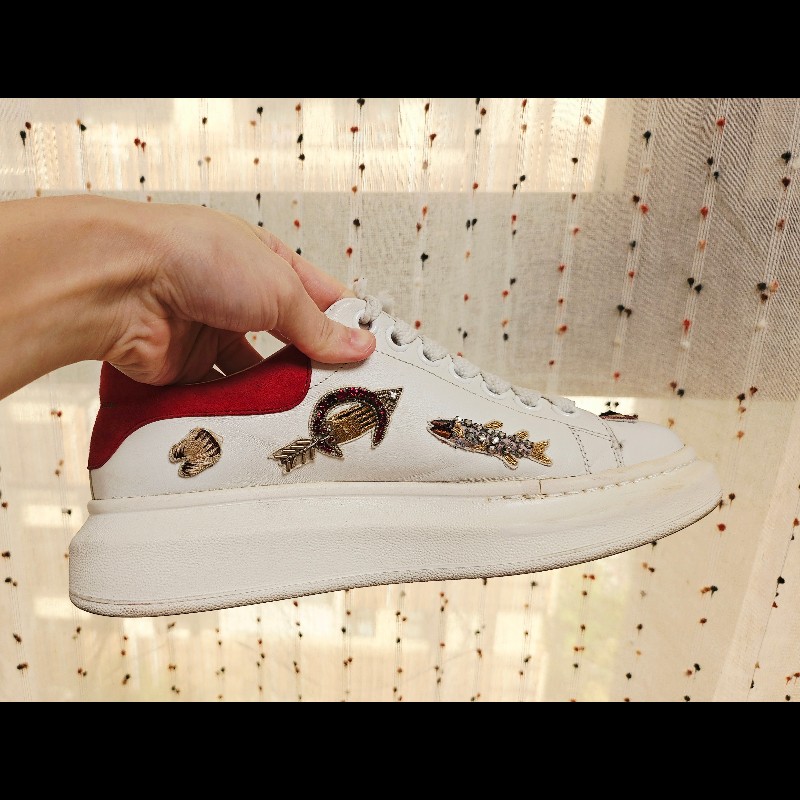 Alexander McQueen 限量精緻刺繡工藝厚底白鞋 💖-26