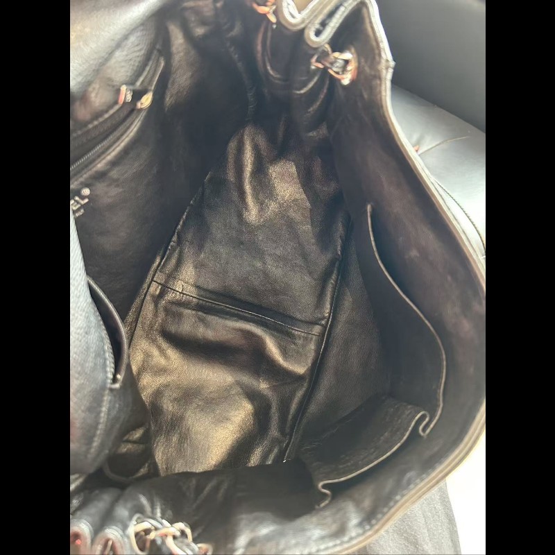 CHANEL 98新側背斜挎浮雕雙C機場包-11